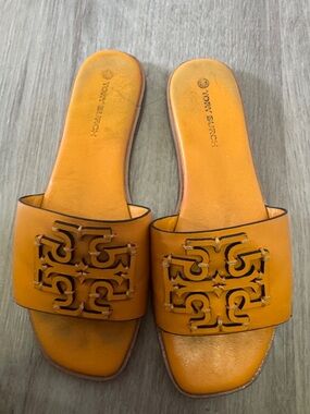 Orange Tory Burch Ines Leathet Slide Sandals 7.5